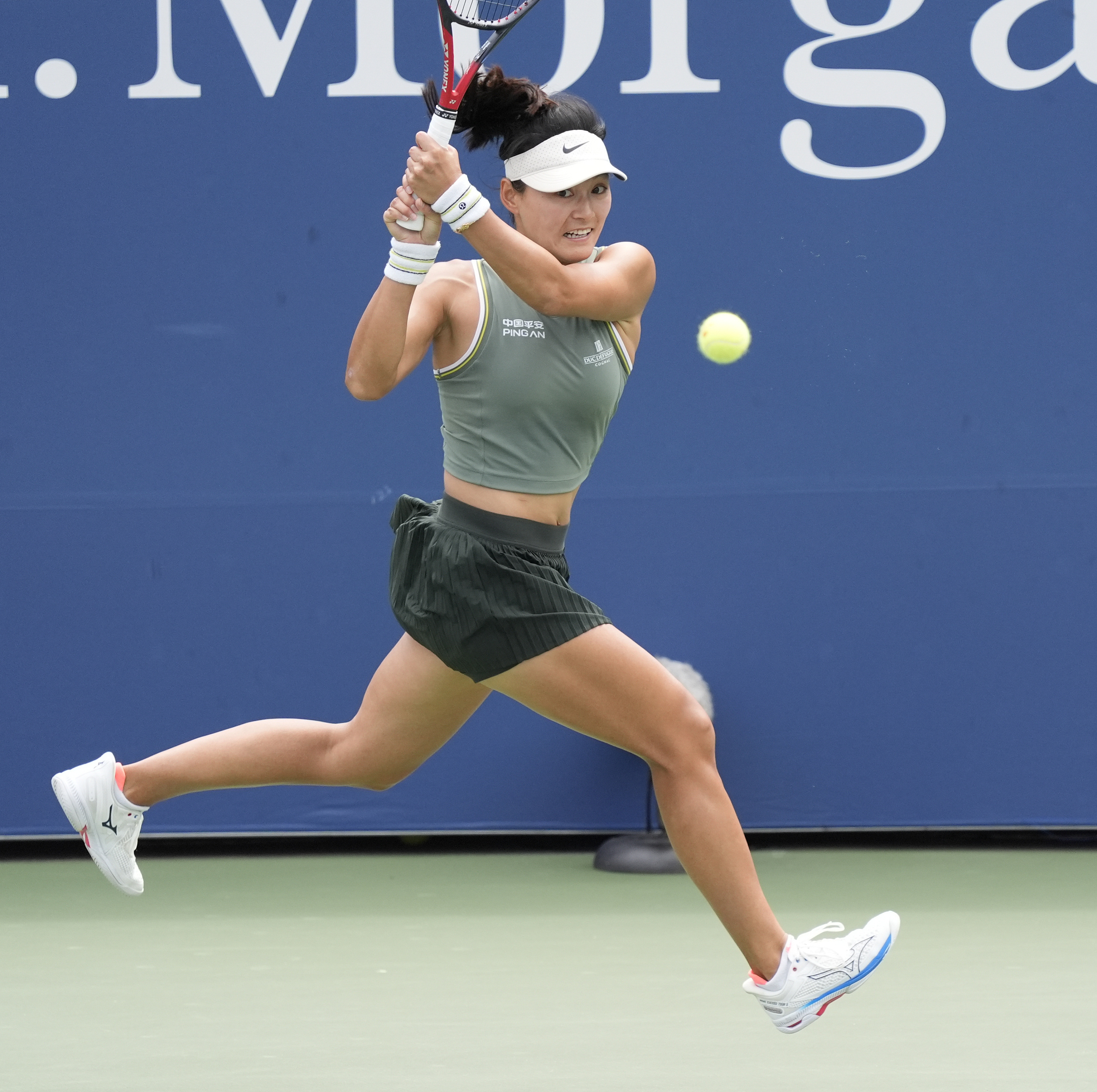 亚博app-掘金不断突破！，阿扎伦卡连续十场比赛得分超过晋级下一阶段再创辉煌时刻-亚博app